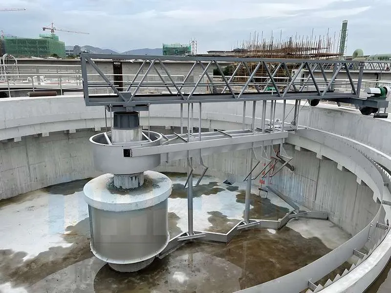 Sludge Scraping/Suction Machine